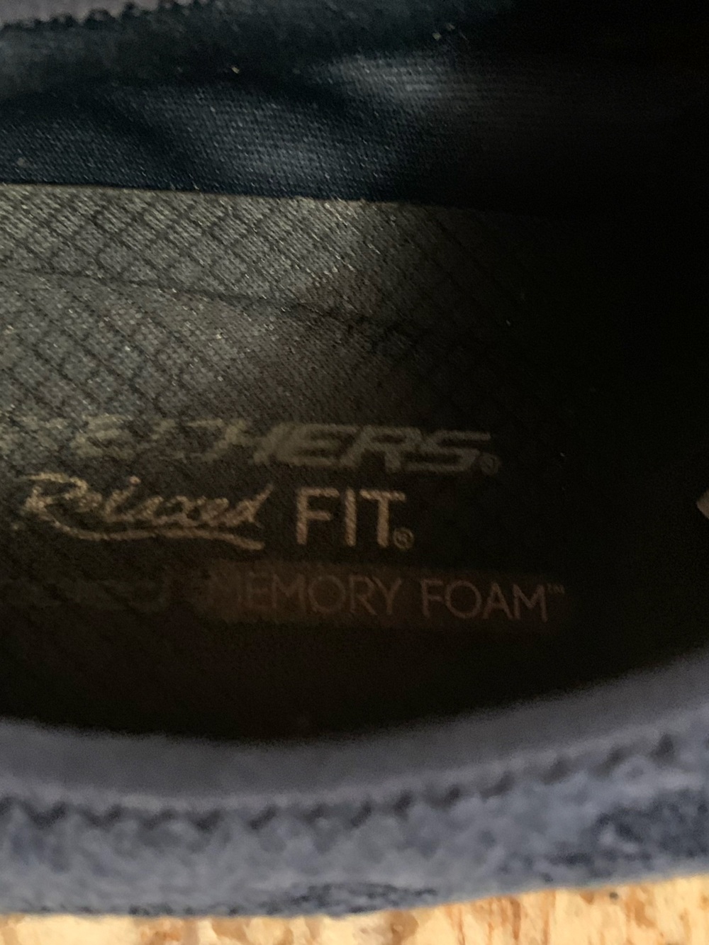 Skechers blue memory foam slip on tennis shoes size 8 - Picture 12 of 12